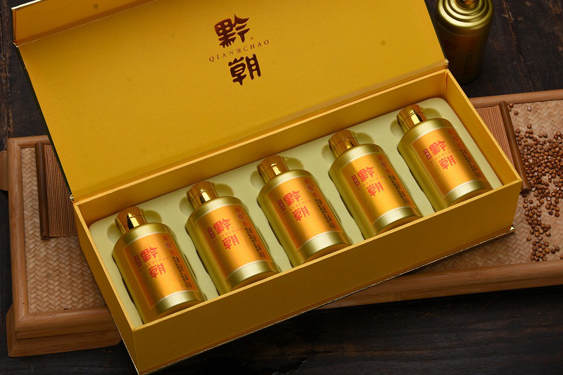 醬香型白酒怎么辨別好壞?茅臺鎮黔朝醬香酒
