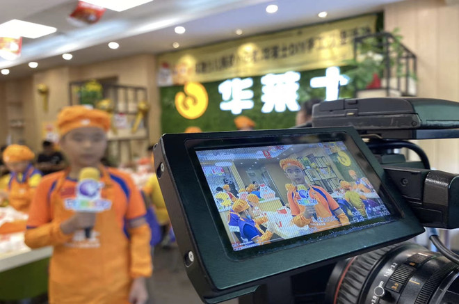 裸奔的華萊士：加盟費只要1萬，餐廳沒人監管全靠店主自覺？