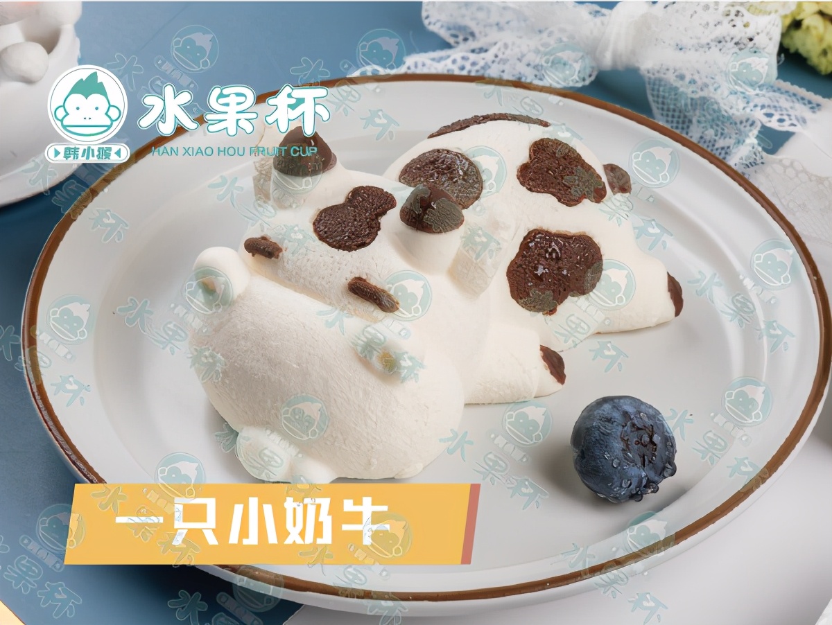 巨型水果杯全網首推，吃出來的好生意