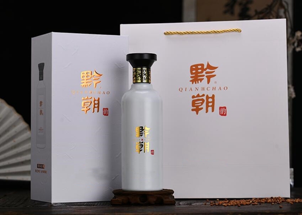 |白酒品韻，貴州黔朝|不同的年份酒，其口感有什么差異？