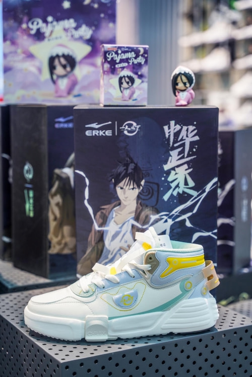 屬于全國網友的鴻星爾克，為粉絲開店了