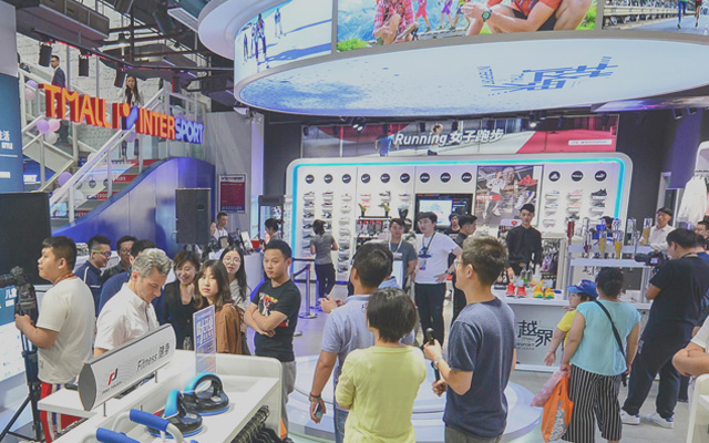 耐克阿迪折扣店如何解決實體店鋪人流量少的問題？優質正品貨源渠道全國招代理