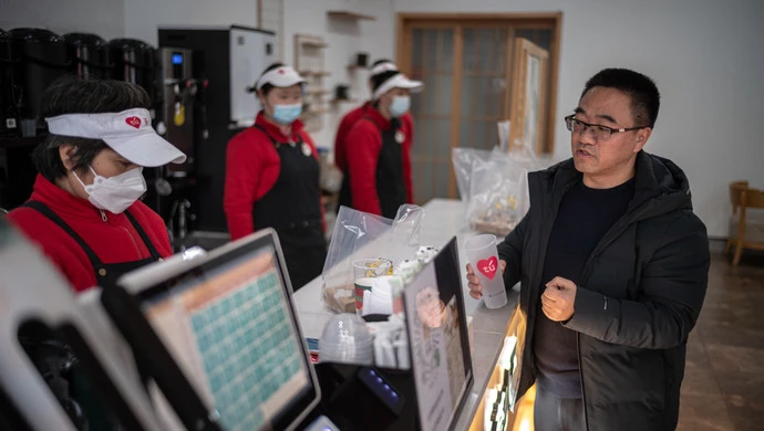 世界冠軍身價近億，為何重新創業選擇開奶茶店？