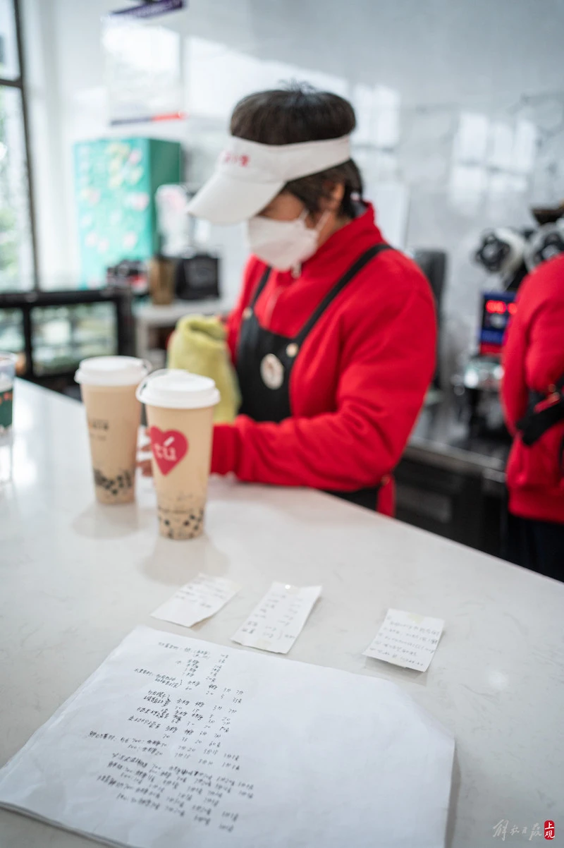 世界冠軍身價近億，為何重新創業選擇開奶茶店？