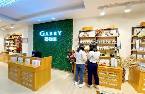 嘉柏儷精油品牌為了幫助合作伙伴成功開店做了這些