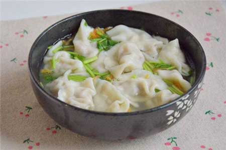 冠安紅湯餛飩利潤多少？實踐體會賺到手軟的感