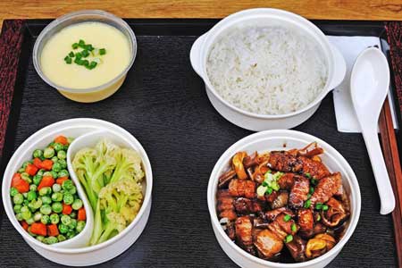便當加盟選哪個?時光陪你吃好飯