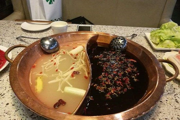 加盟一家川江滋香老火鍋店怎么樣？