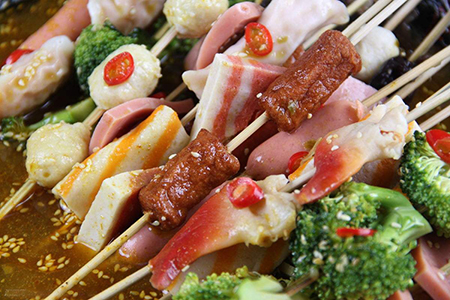 開一家串串香加盟店能不能賺錢？看完就知道