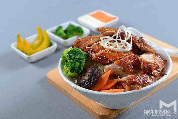 嘢獸醬燒烤肉飯特色快餐店加盟，創業致富新方