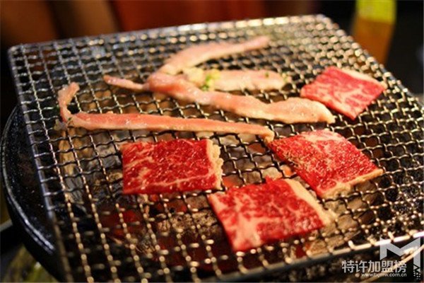炭火烤肉店加盟多少錢