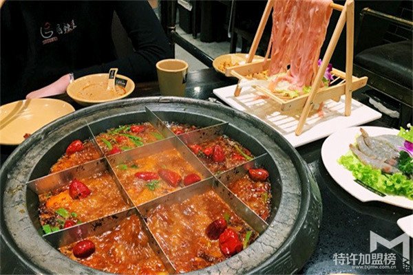 火鍋加盟哪家好？唇辣號2018開店成本詳解