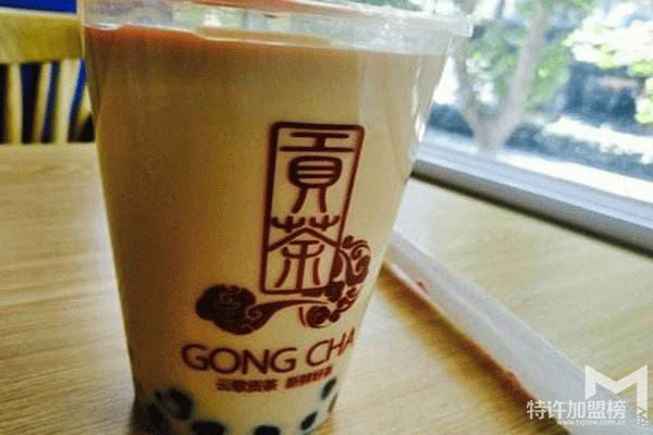 云歌貢茶，帶你切分飲品行業這個巨大的蛋糕。