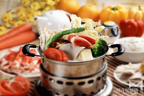 創(chuàng)業(yè)找項(xiàng)目，選擇蜀香樂(lè)旋轉(zhuǎn)小火鍋經(jīng)營(yíng)就對(duì)了