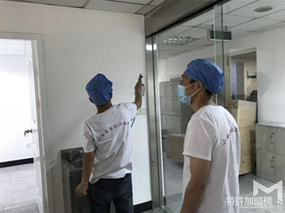因為孩子白血病，他們組成除甲醛戰隊死磕甲醛