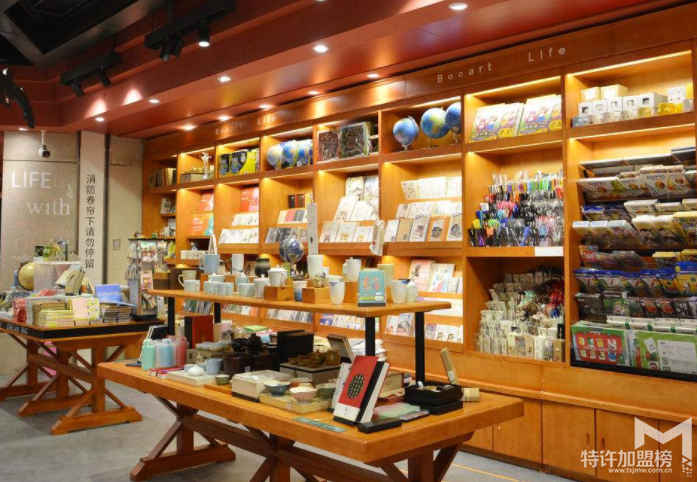 鄉(xiāng)鎮(zhèn)適合做什么？開個(gè)潮尚優(yōu)品十元店怎么樣？