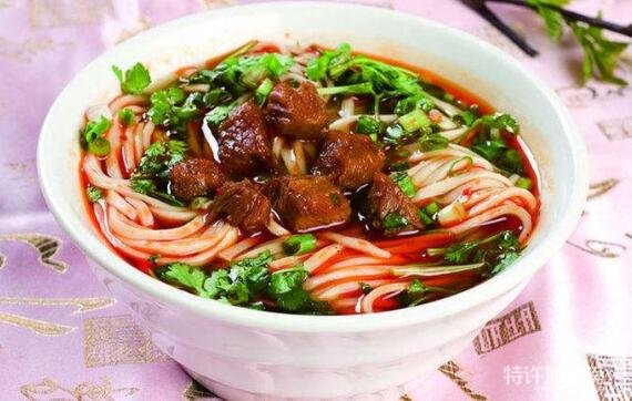 溢香閣香辣牛筋面加盟費多少