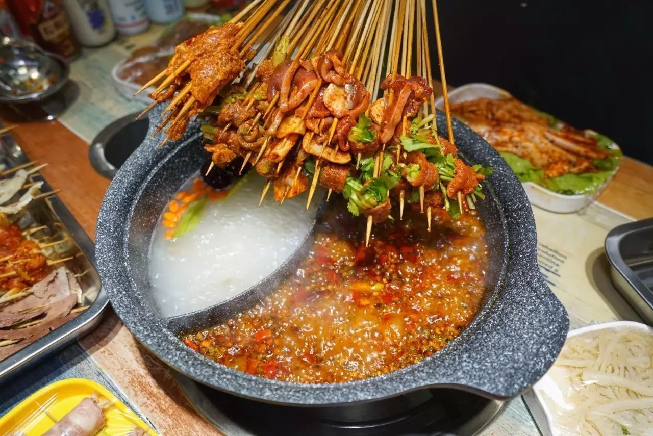 開家成都唐記煌串串香加盟店怎么樣？怎么加盟
