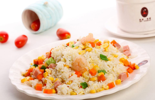 加盟讓愛翻滾鮮米炒飯怎么樣？特色優勢成功率更高