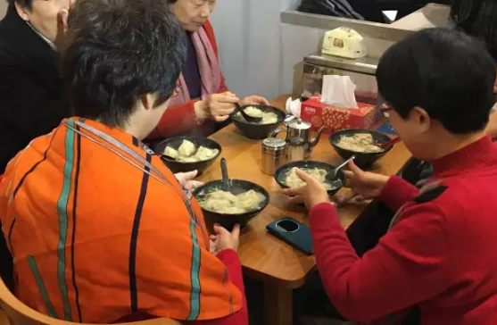 加盟夢花街餛飩資料介紹
