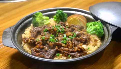 2019功夫煲仔飯加盟好商機 小檔口-大生意!