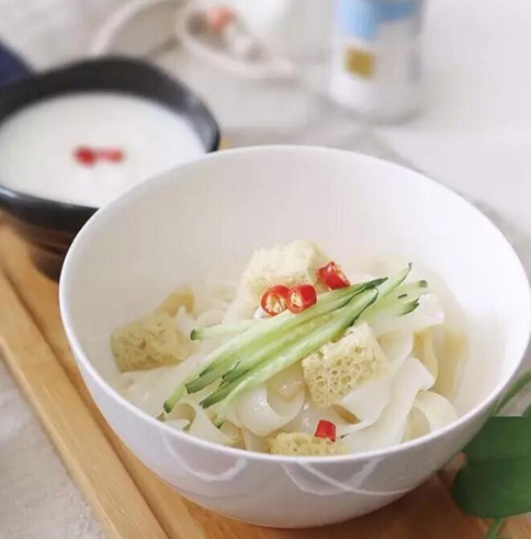 涼皮先生加盟,帶你在特色小吃領(lǐng)域創(chuàng)造財(cái)富