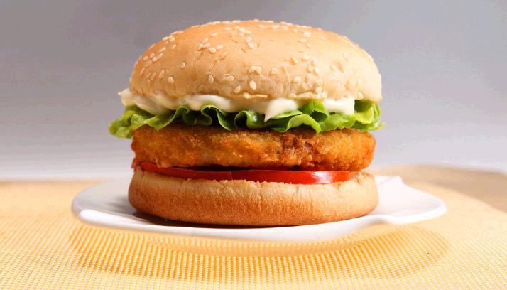 【麥華客漢堡】麥華客漢堡加盟店怎么樣_費用多少_優(yōu)勢有哪些
