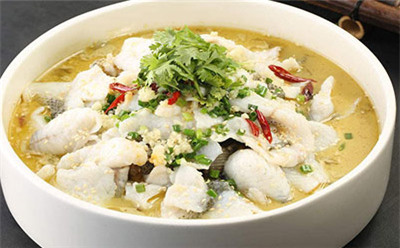 鱻小寶酸菜魚加盟店怎么樣？操作簡單輕松開店