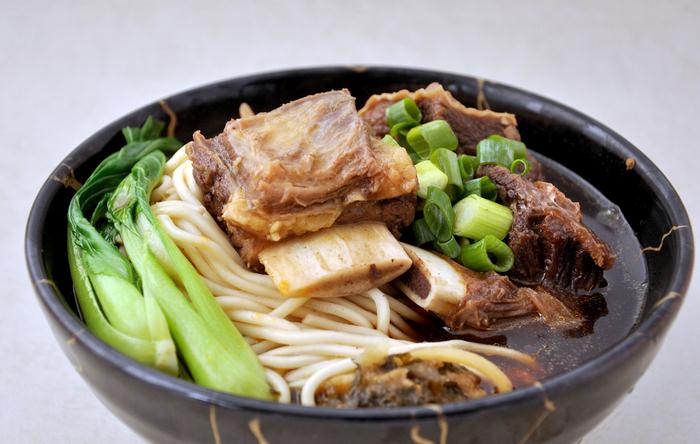 【亮亮面館】亮亮面館加盟怎么樣？加盟優勢及條件介紹