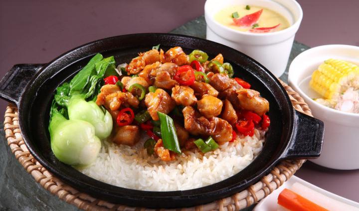 【炙口福煲仔飯】炙口福煲仔飯 招商加盟中！
