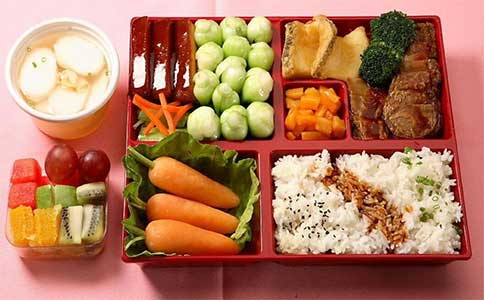 開(kāi)一家快天下快餐加盟店:優(yōu)勢(shì)巨大易開(kāi)店讓創(chuàng)富更簡(jiǎn)單