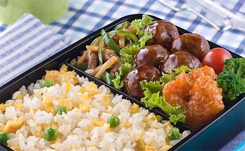 加盟耳語小棧快餐店怎么樣？在小城市能開嗎
