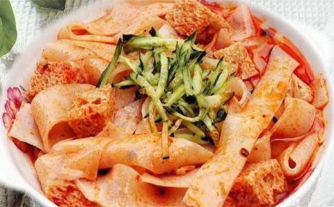 小五涼皮加盟:在三四線小城市開涼皮店如何月賺3萬的