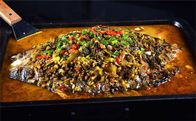 群英烤魚口味鮮美口碑好 經典美食供應商